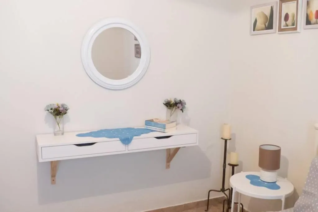 Beautiful House With Garden Apartment Nea Alikarnassos